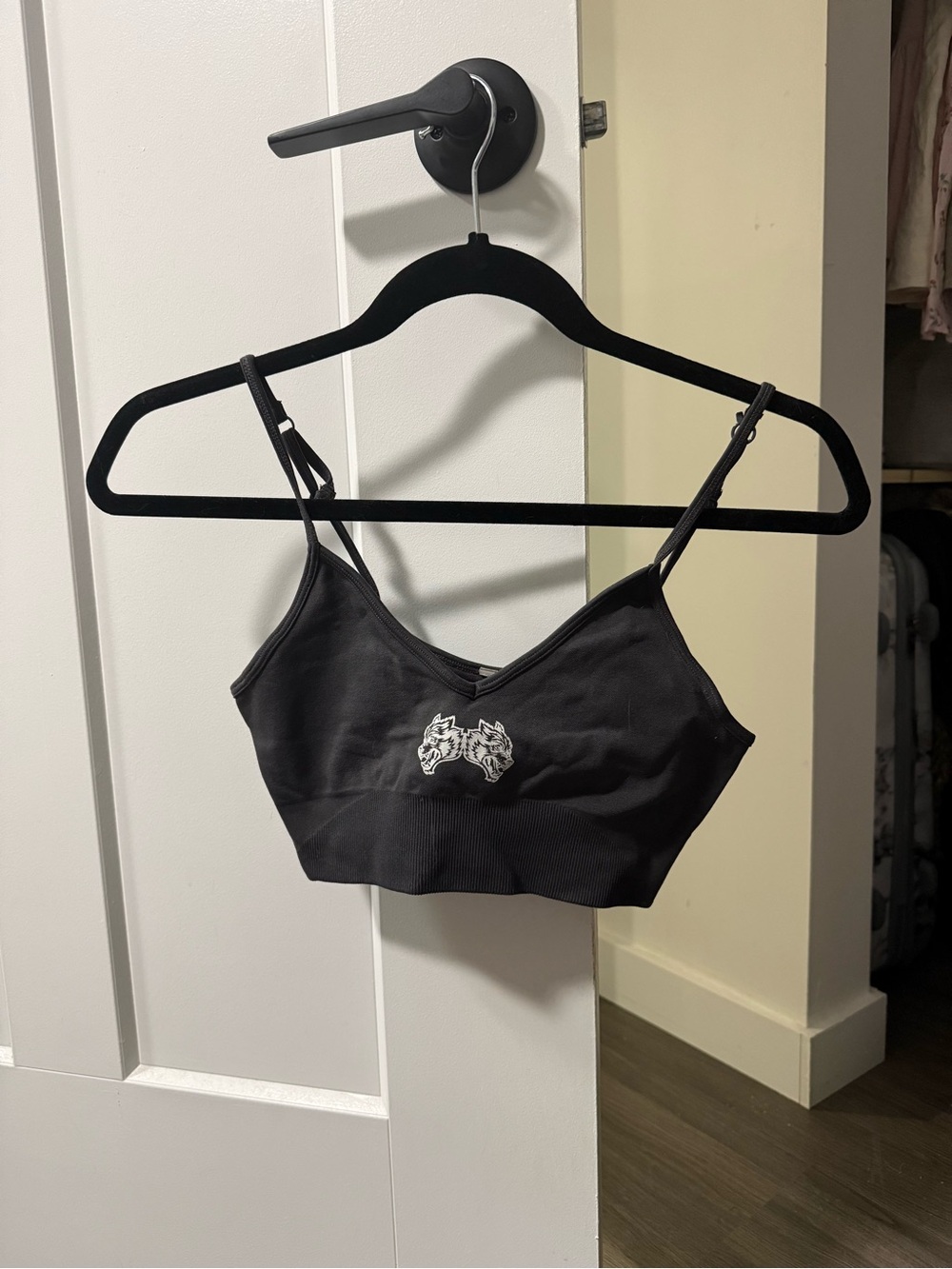 IYKYK Everson Seamless Sports Bra in Wolf Gray